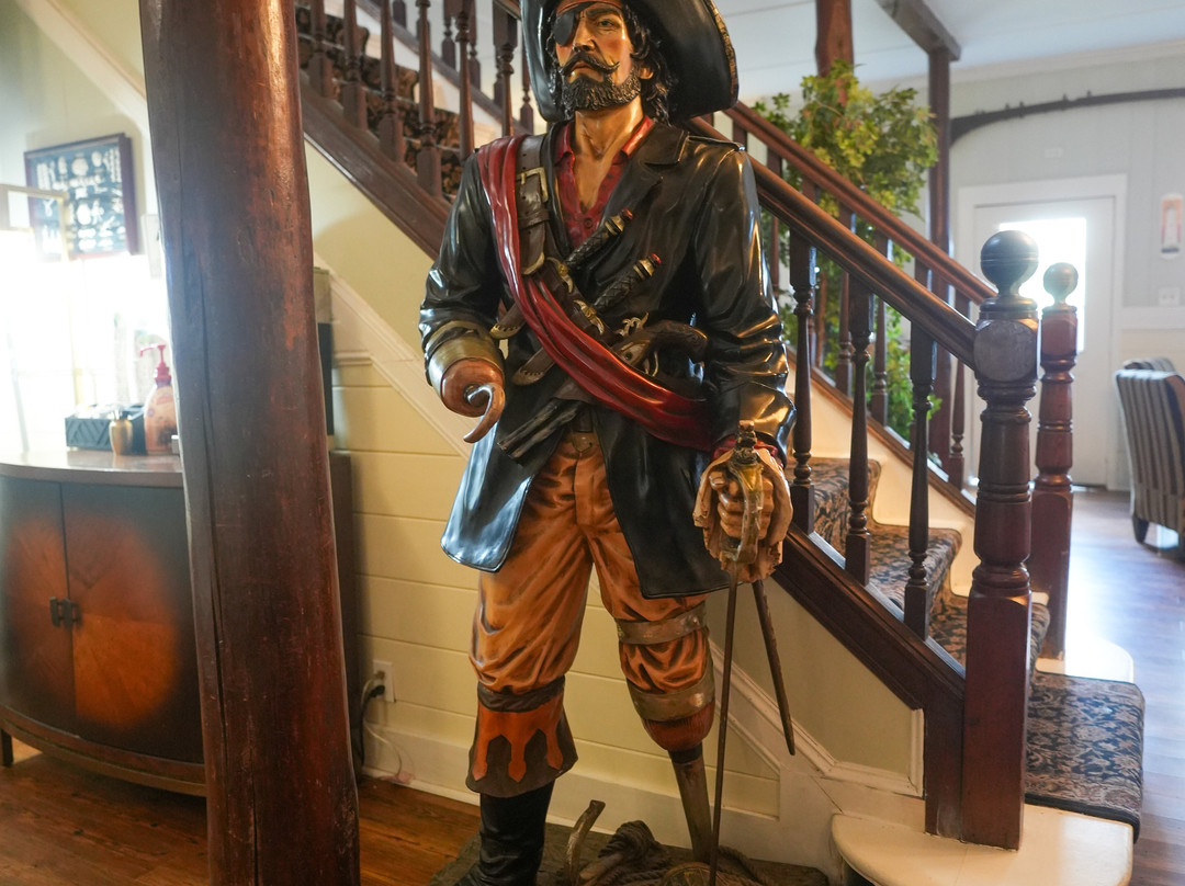 Blackbeard's Lodge主图