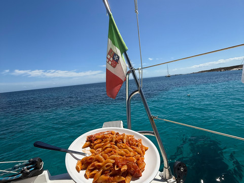 Amaremare Boat-斯廷蒂诺必去景点