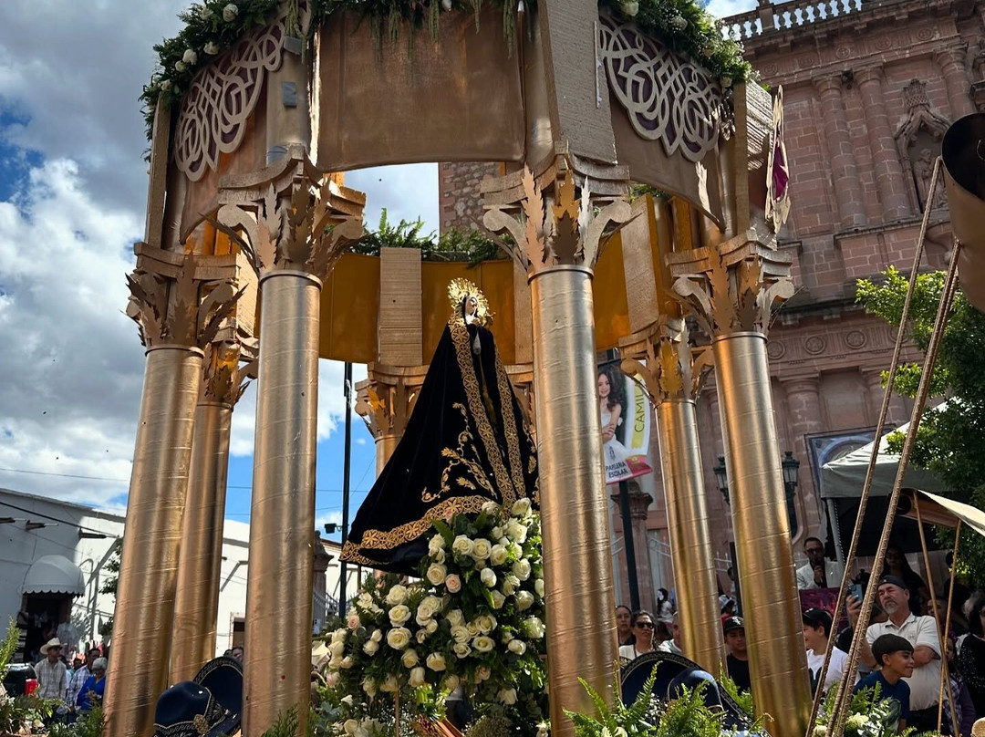 11 De Noviembre-Teocaltiche必去景点