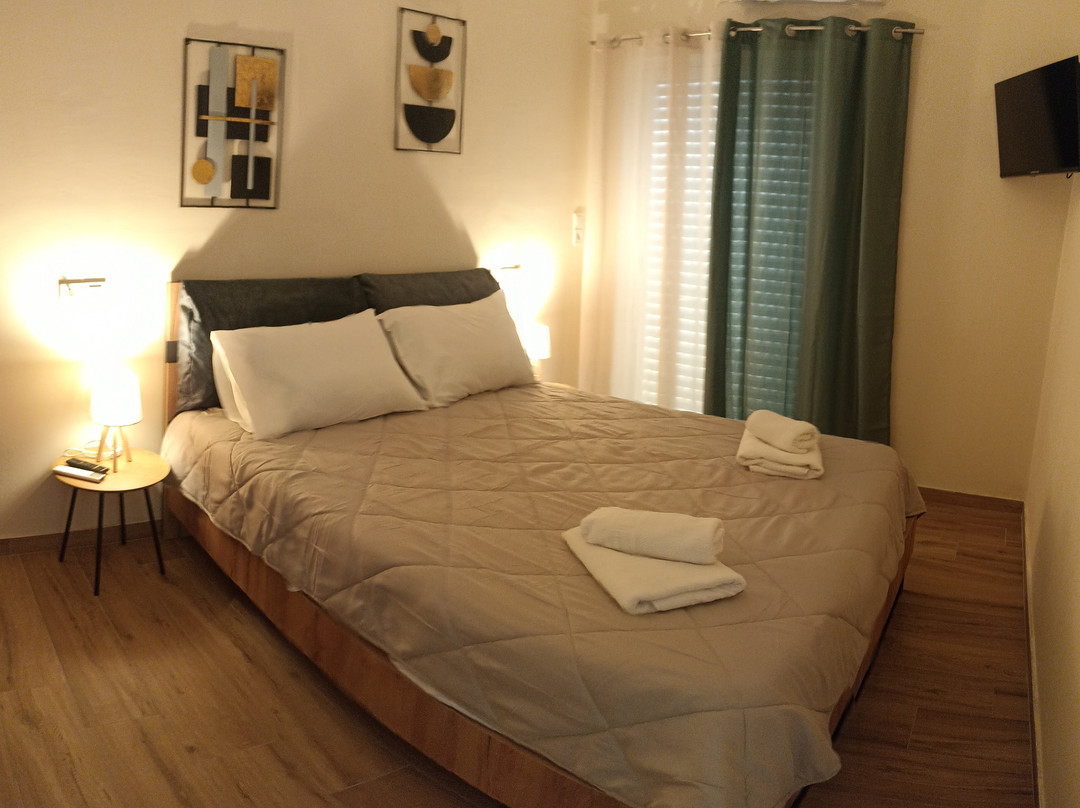 Philoxenia Apartments主图