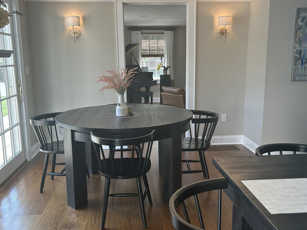 The Kent Collection | The Firefly Inn主图