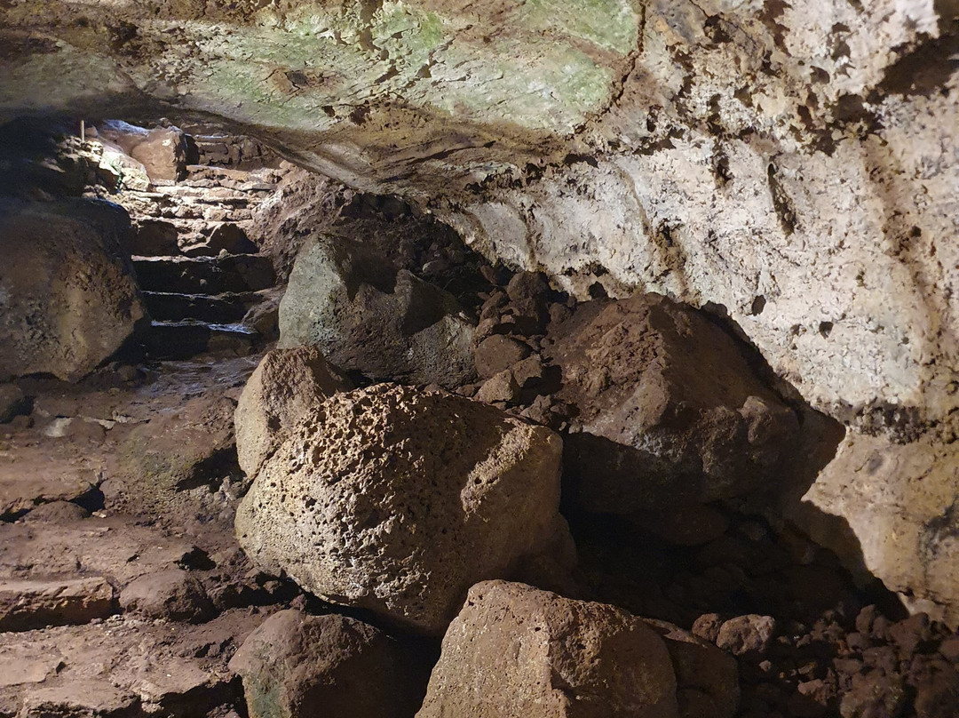 Lava Tunnel-圣克鲁斯必去景点