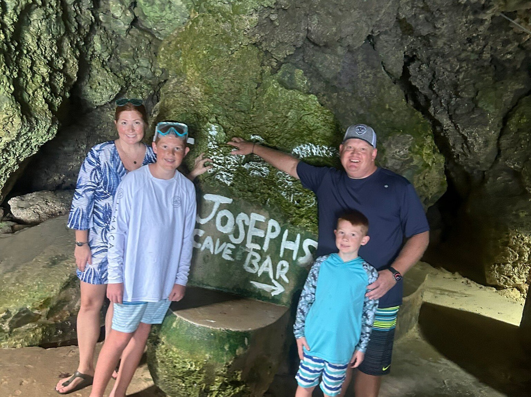 Joseph's Cave-West End必去景点