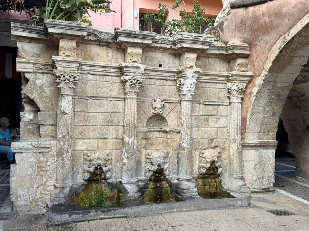 Rimondi Fountain-雷斯蒙必去景点