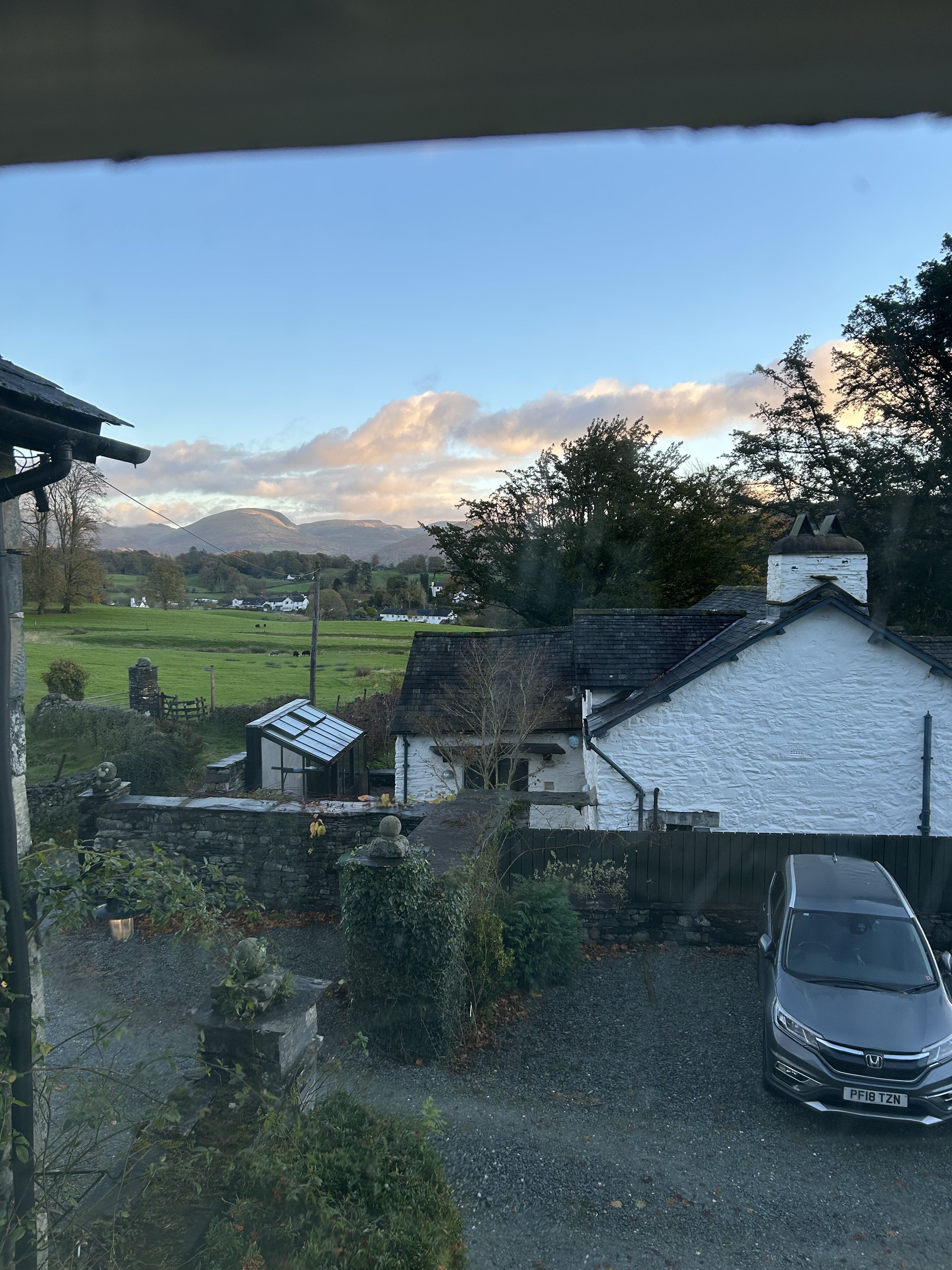 Walker Ground Manor-官方