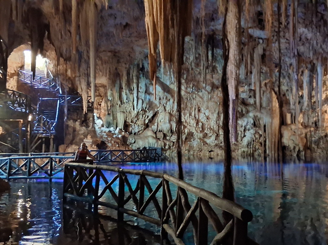 Cenote Ki'ichpam Xunaan-巴利亚多利德必去景点