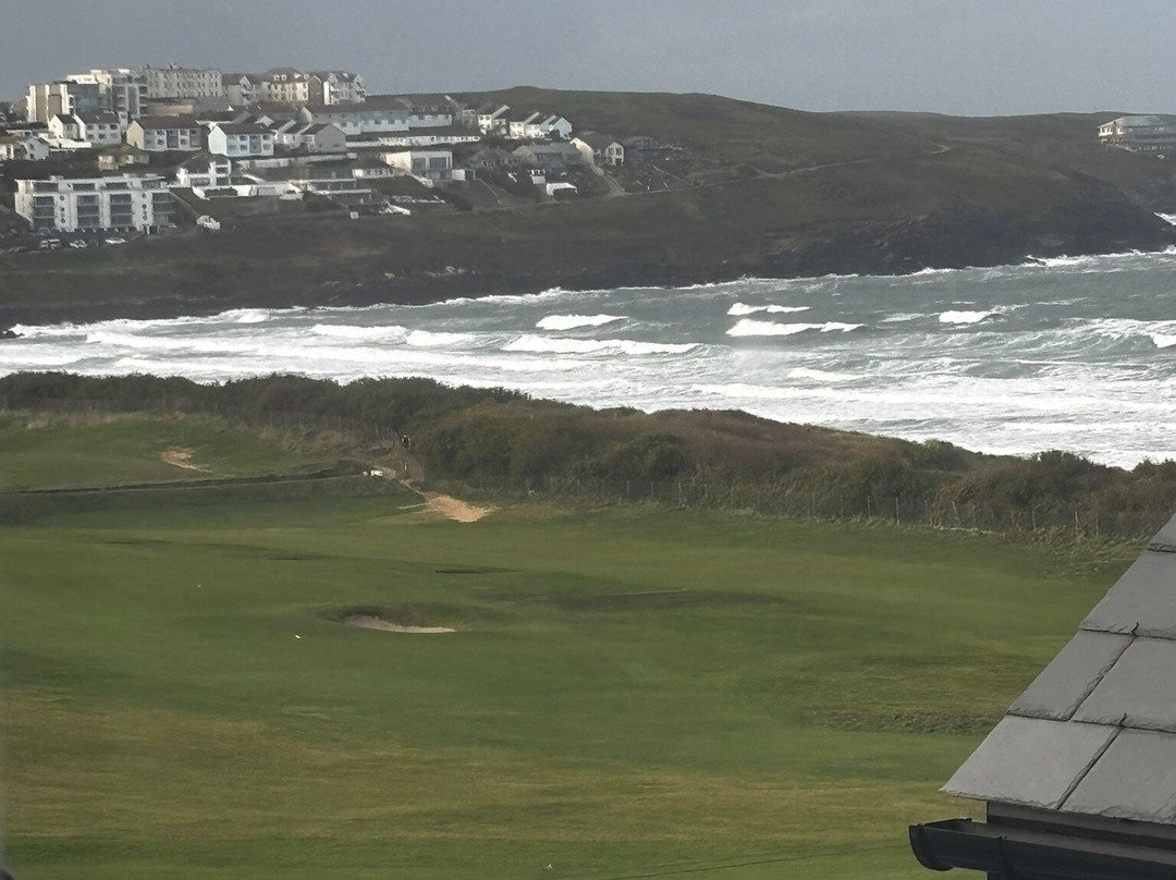 卡马斯酒店主图