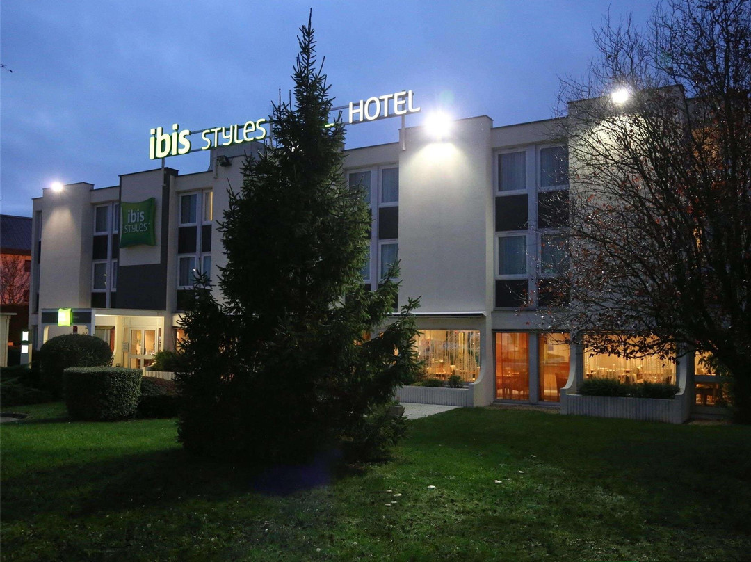 Ibis Orleans La Chapelle Saint Mesmin主图