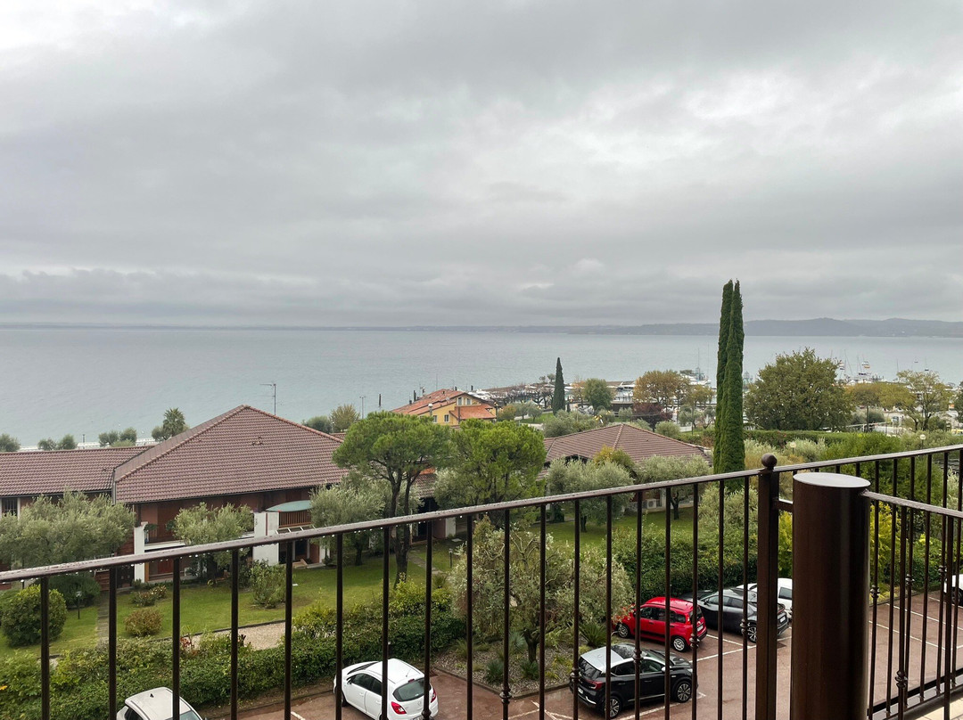 里瓦德尔索勒酒店主图