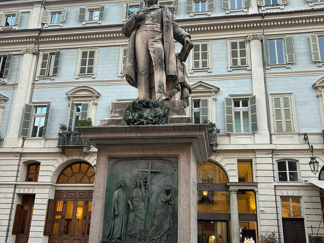 Monumento a Vincenzo Gioberti-都灵必去景点