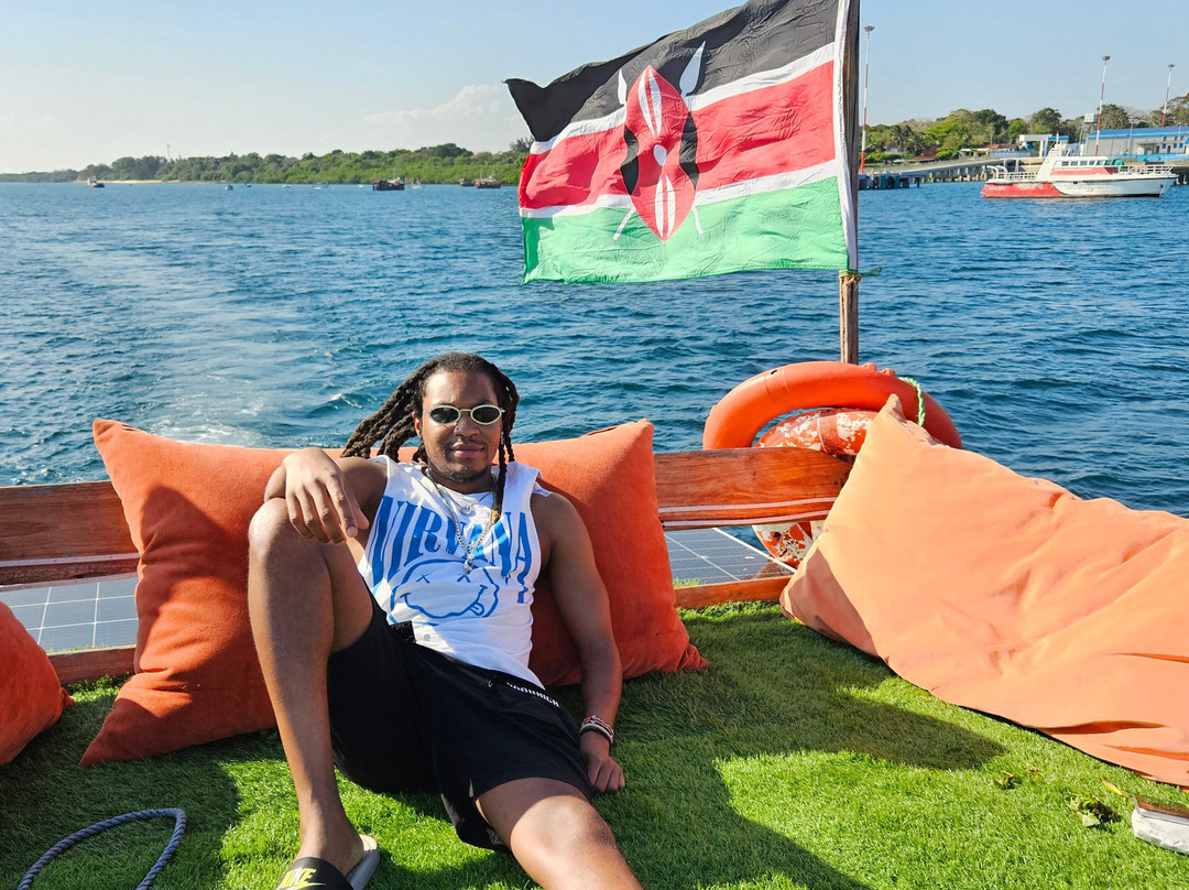 Nomadic Sails-Wasini Island必去景点