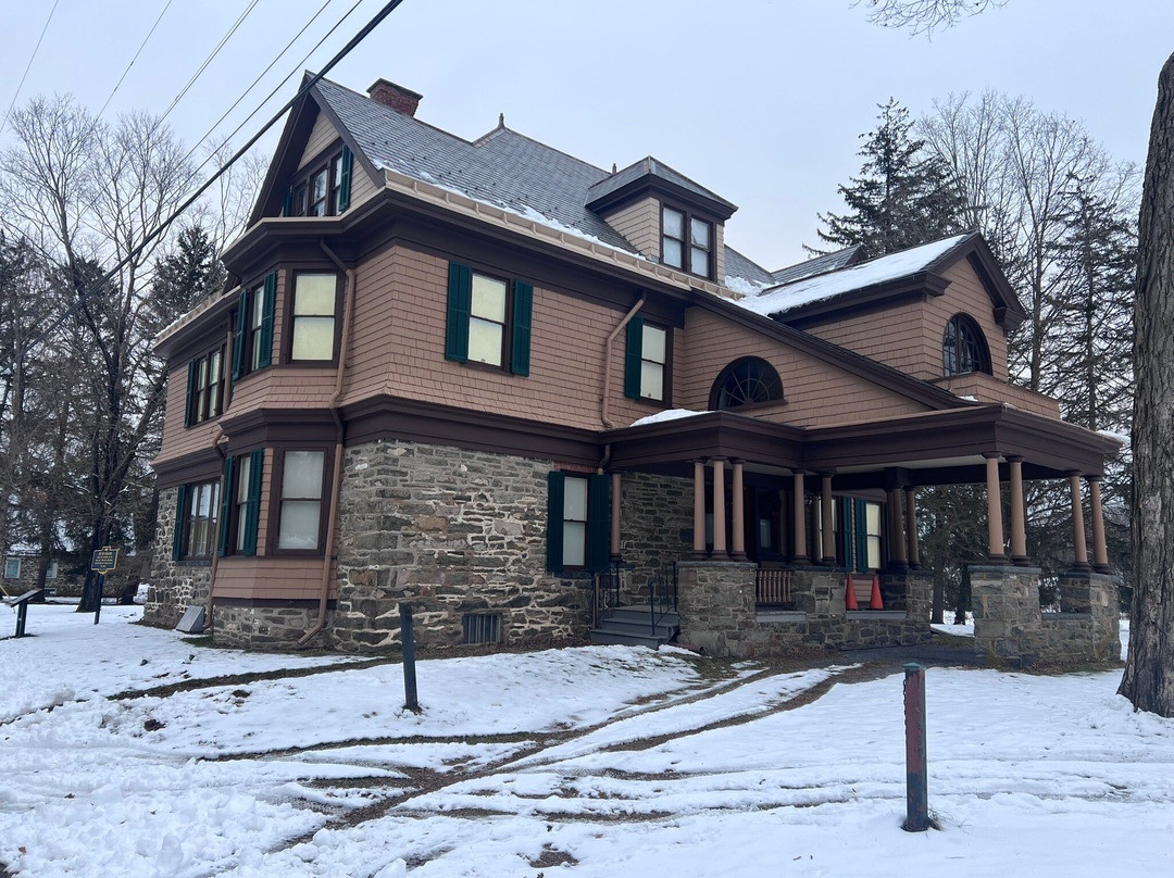 Historic Huguenot Street-新帕尔茨必去景点