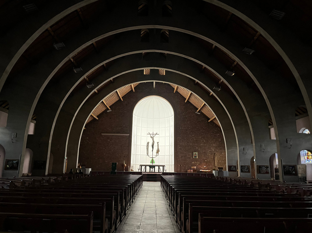 Eglise Saint-Barthélémy-热拉尔德梅必去景点
