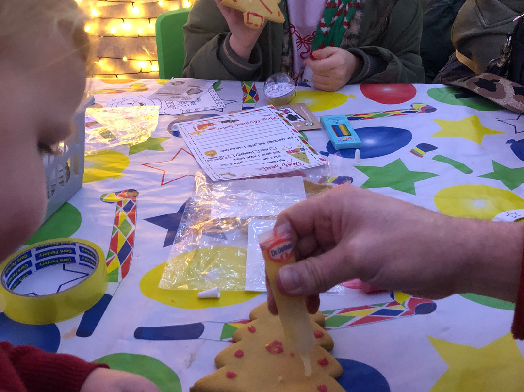 Hayrack Church Farm-Thornton-le-Moors必去景点