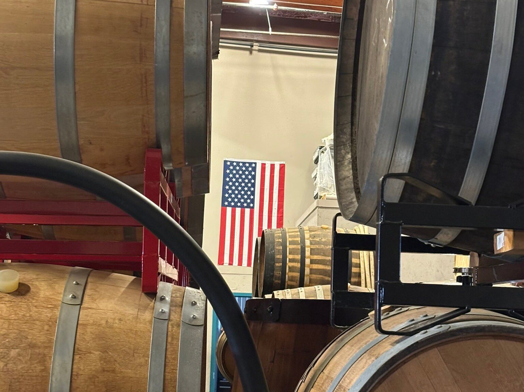 Ironroot Republic-丹尼森必去景点