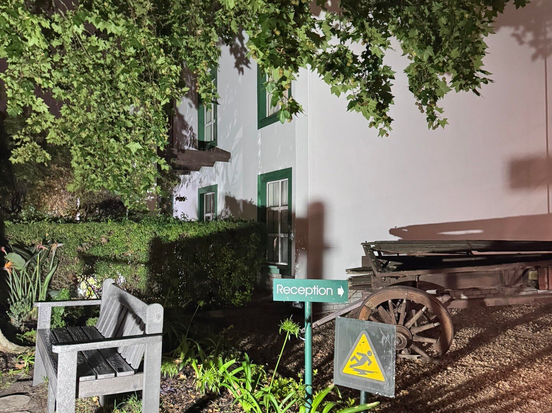 格兰德韦斯特城市宾馆主图