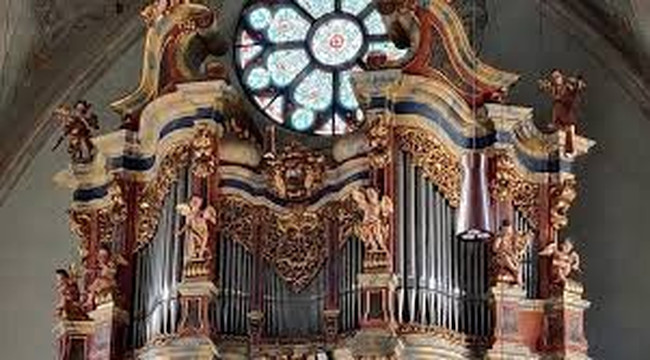 Chiesa di San Michele Arcangelo-布雷萨诺内必去景点