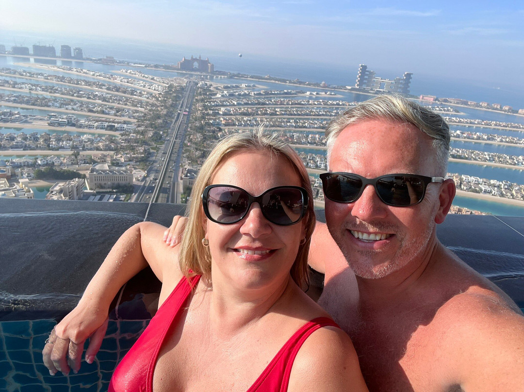 AURA SKYPOOL-迪拜必去景点