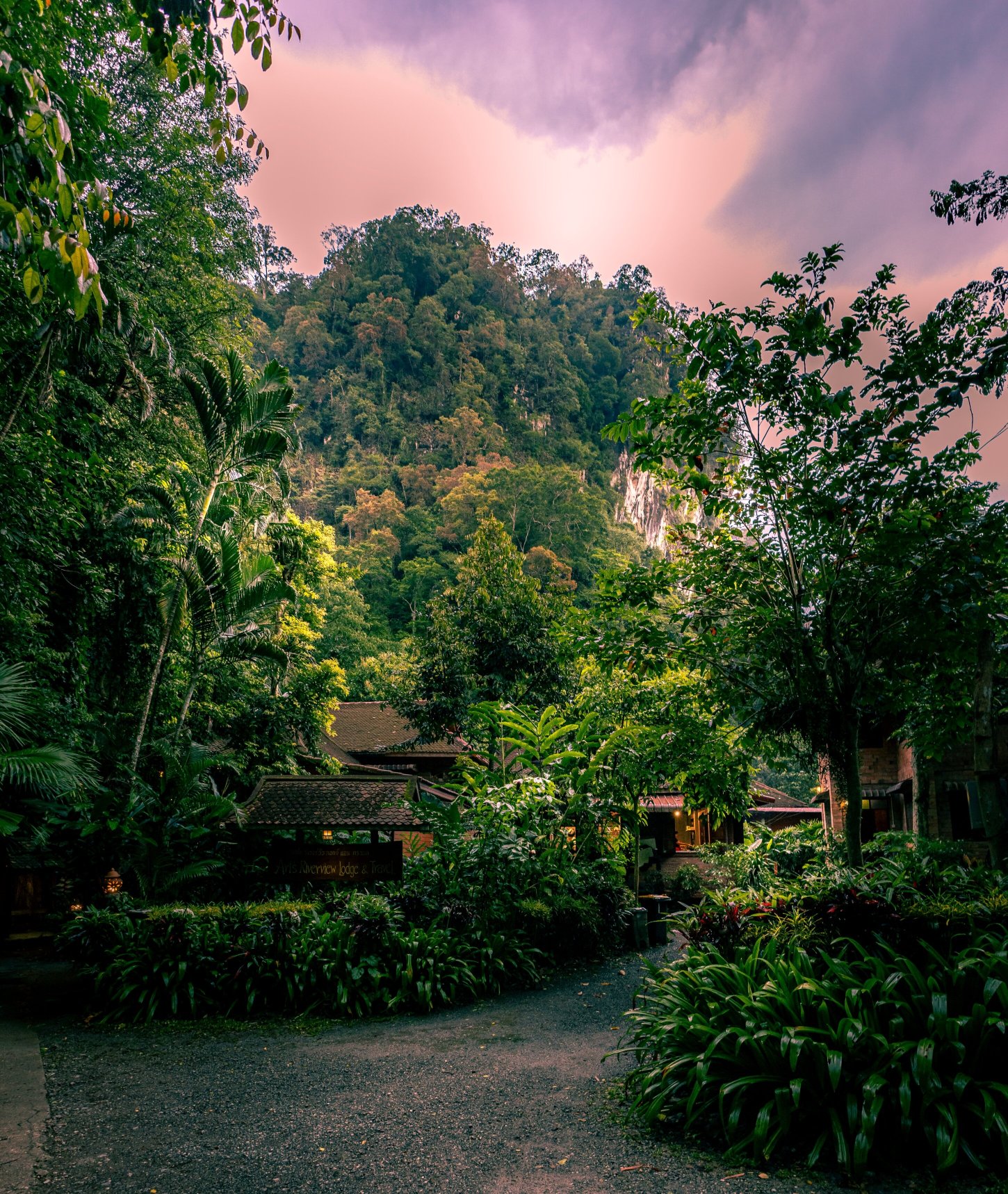 Art's Riverview Jungle Lodge-浴室