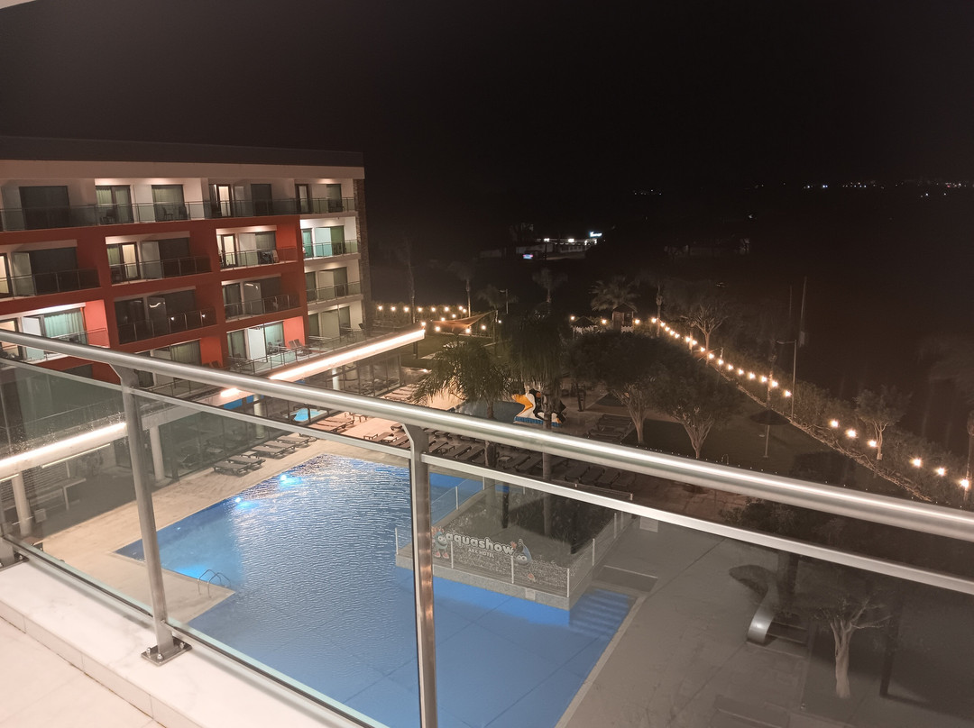 水上表演公园酒店主图