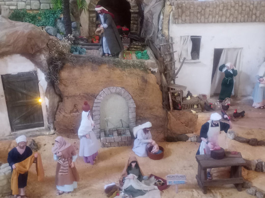 Reservorio De Piedras Semipreciosas-Colon必去景点