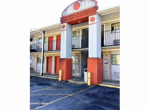 乔治亚酒店 - 近费尔伯恩/亚特兰大