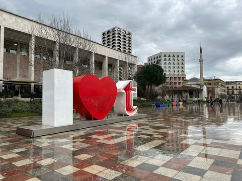 Skanderbeg Square-地拉那必去景点