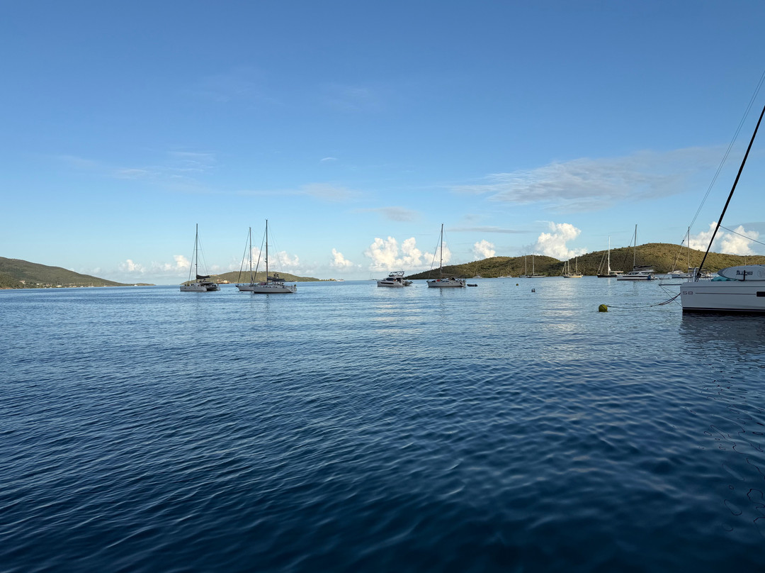 Voyage Charters-托土拉必去景点