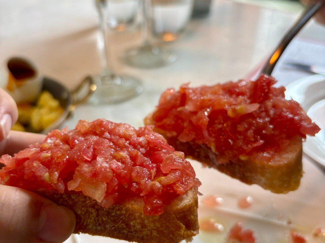 Qué Pasa Tapas Y Vino