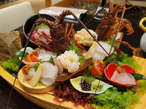 雄琴温泉 琵琶湖绿水亭温泉酒店主图