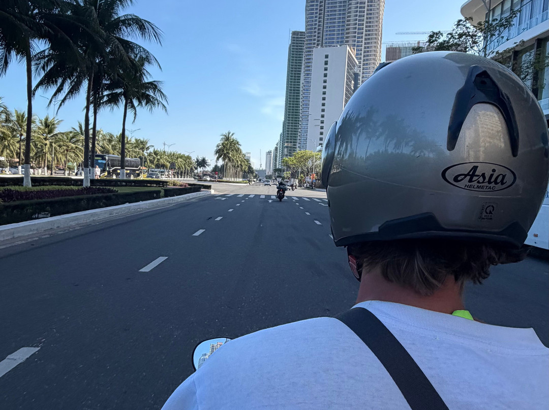 Hai Van Pass Riders-顺化必去景点