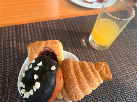 滕伽里根扎酒店主图