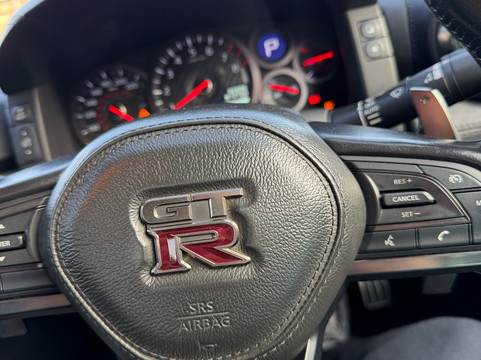 Everyman Driving Experiences-Hoton必去景点