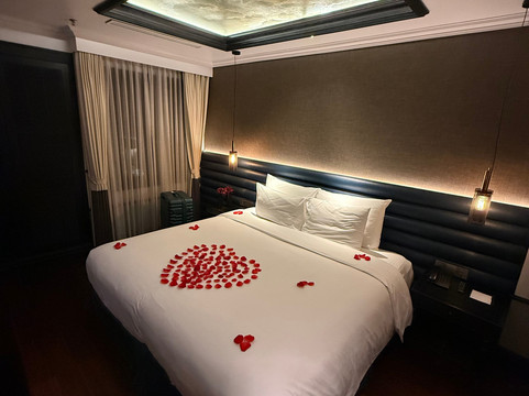 国王合奏 Spa 酒店主图