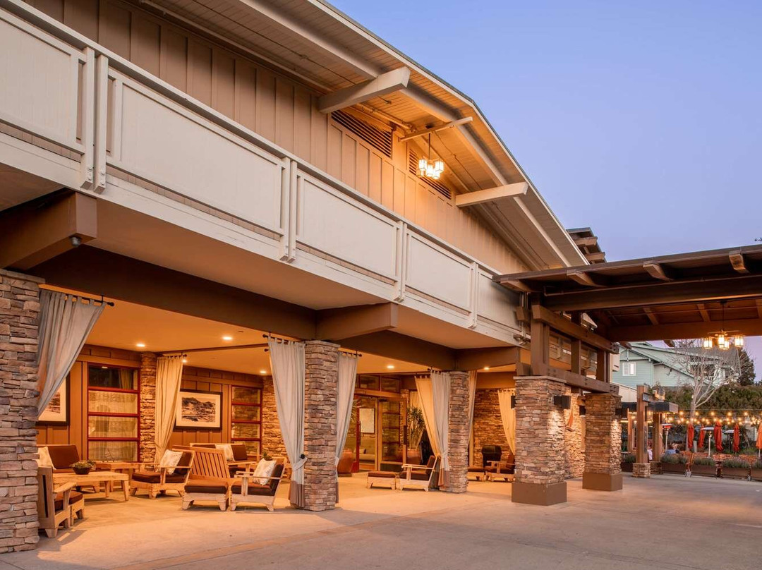 蒂布龙小屋酒店