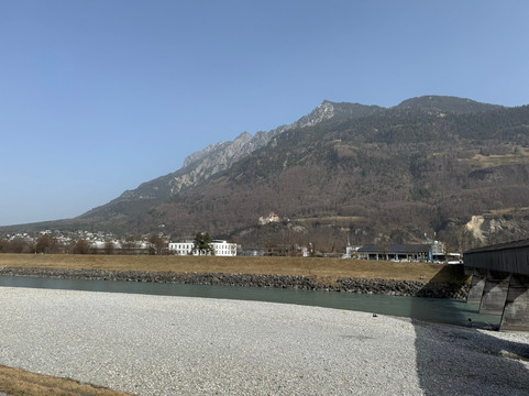 Alte Rheinbrücke Vaduz-Sevelen-瓦杜兹必去景点