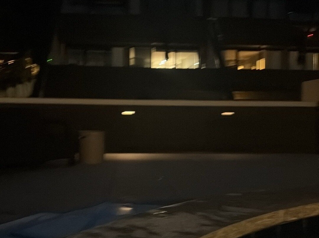 派尔尼尔海滨公寓式酒店主图