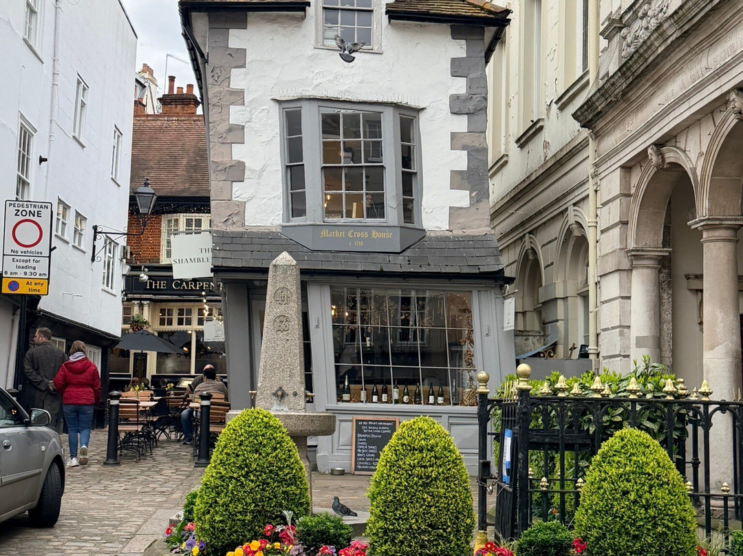 The  Crooked House of Windsor-温莎必去景点