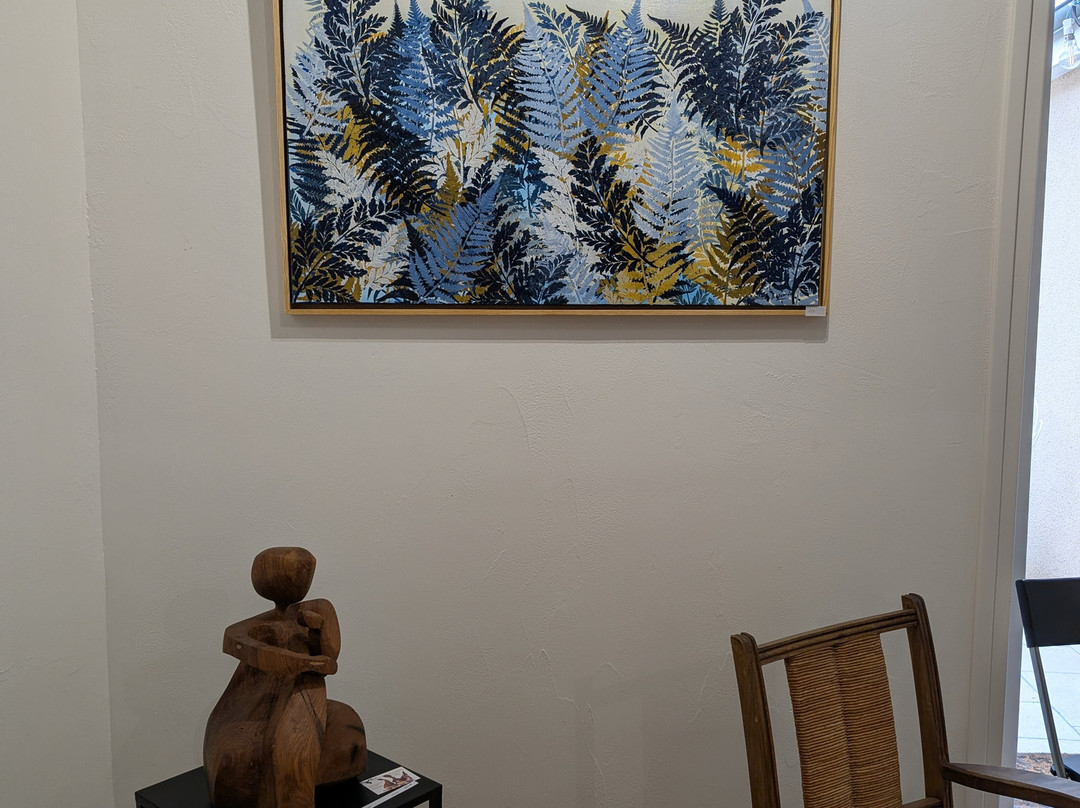 Galerie Victor Hugo-昂布瓦斯必去景点