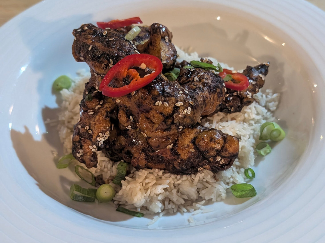 黑狮皇家酒店主图