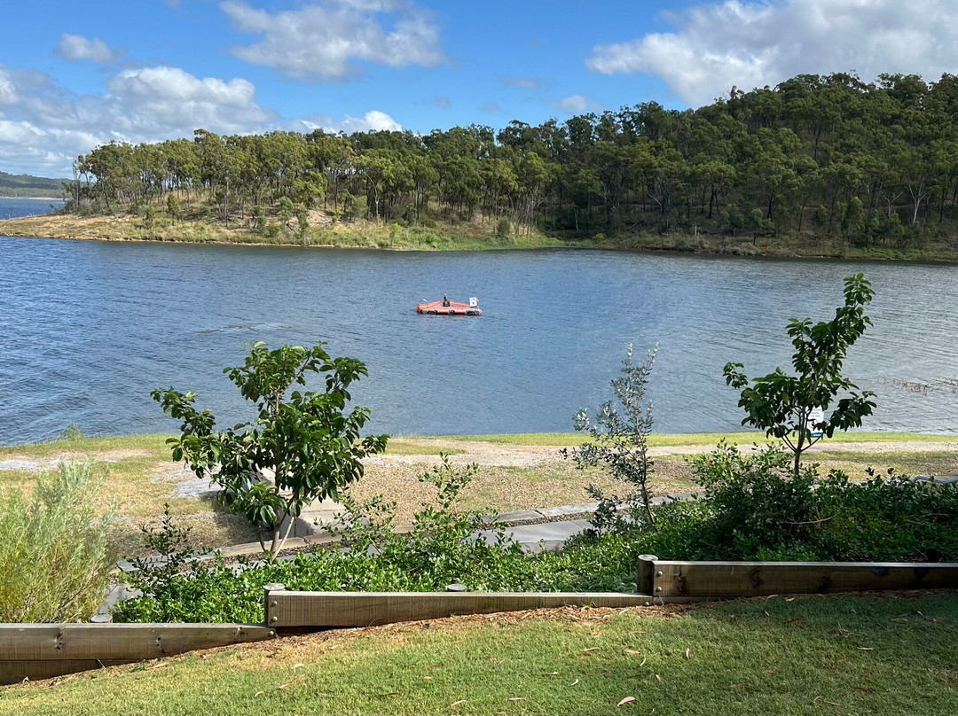 Lake Awoonga-Benaraby必去景点