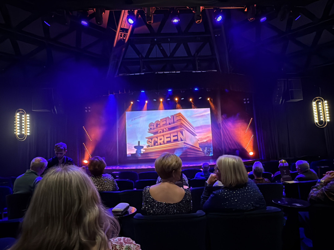 皇冠假日还特罗普公园-牛津酒店主图