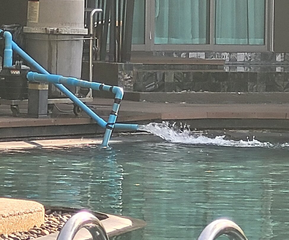 卡利马考拉海滨度假别墅酒店主图