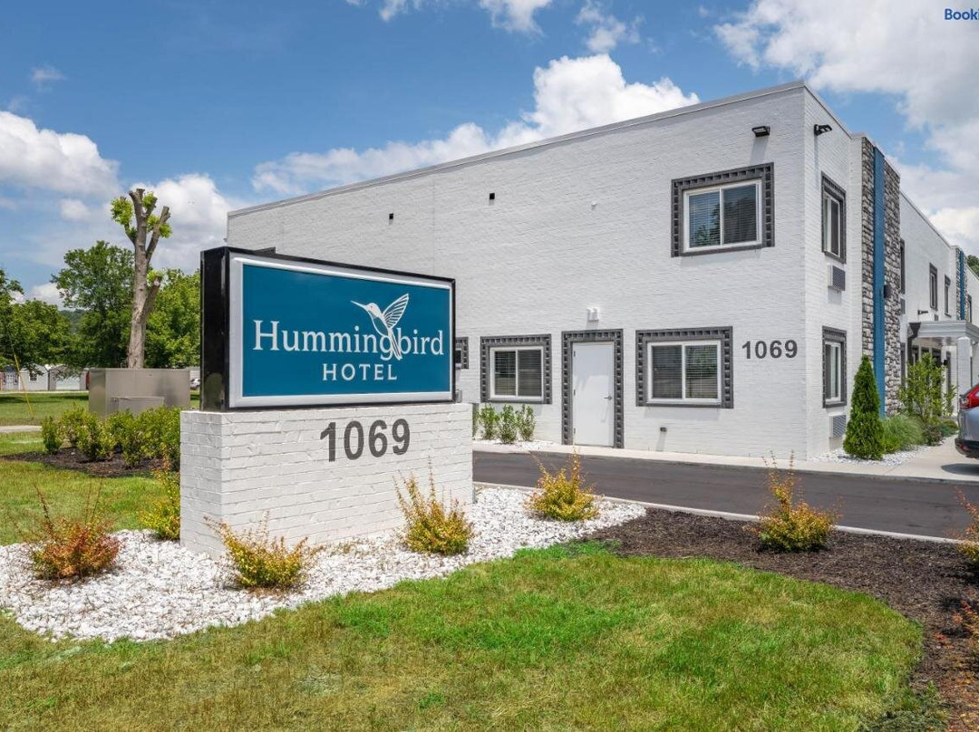 Hummingbird Hotel