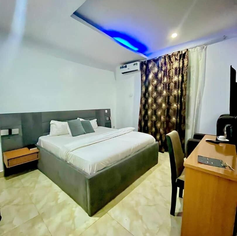 Padelia Hotels Ltd