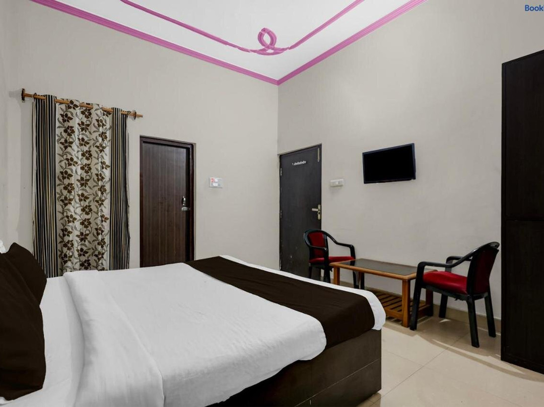 Hotel O Shree Shyam Madhav