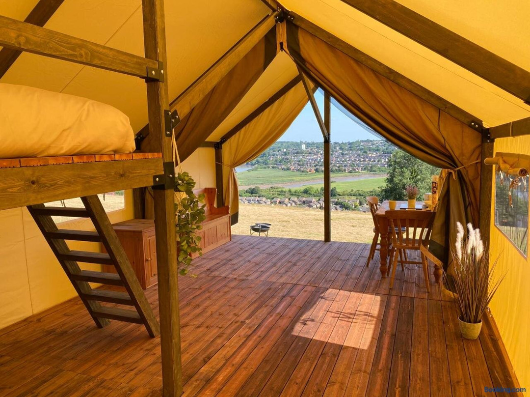 Usk View Glamping Caerleon