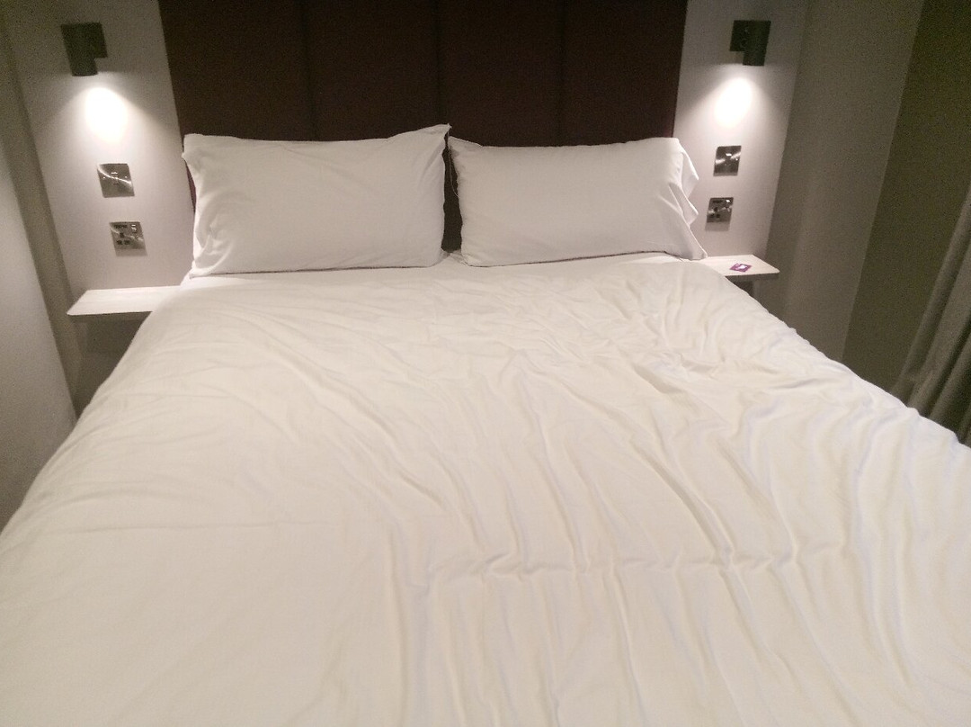 Premier Inn Chessington