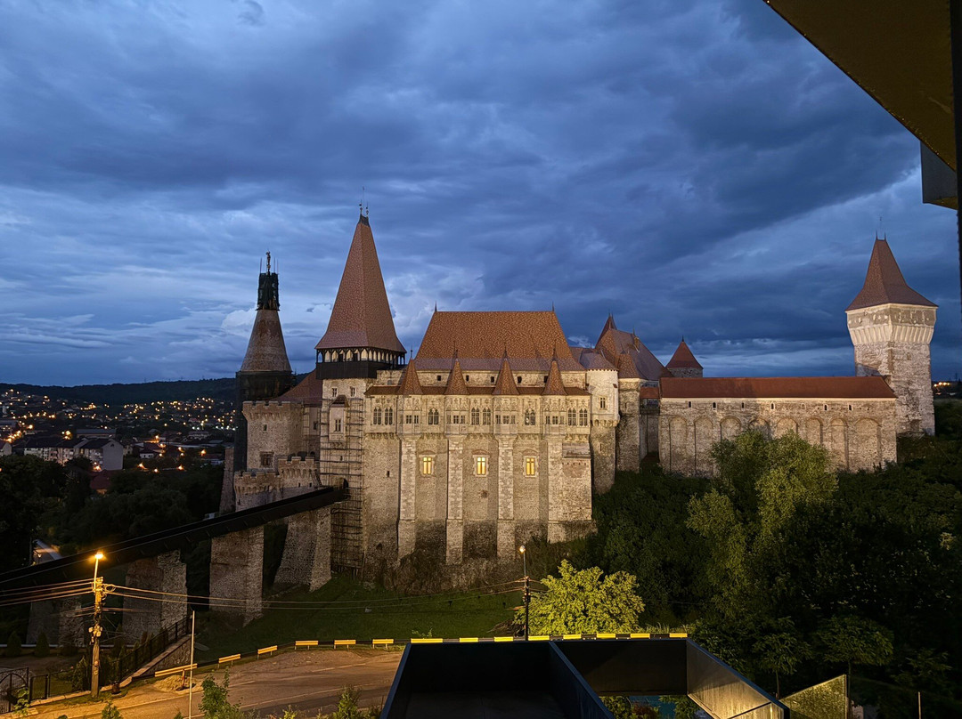 Castelul Corvinilor-Hunedoara必去景点