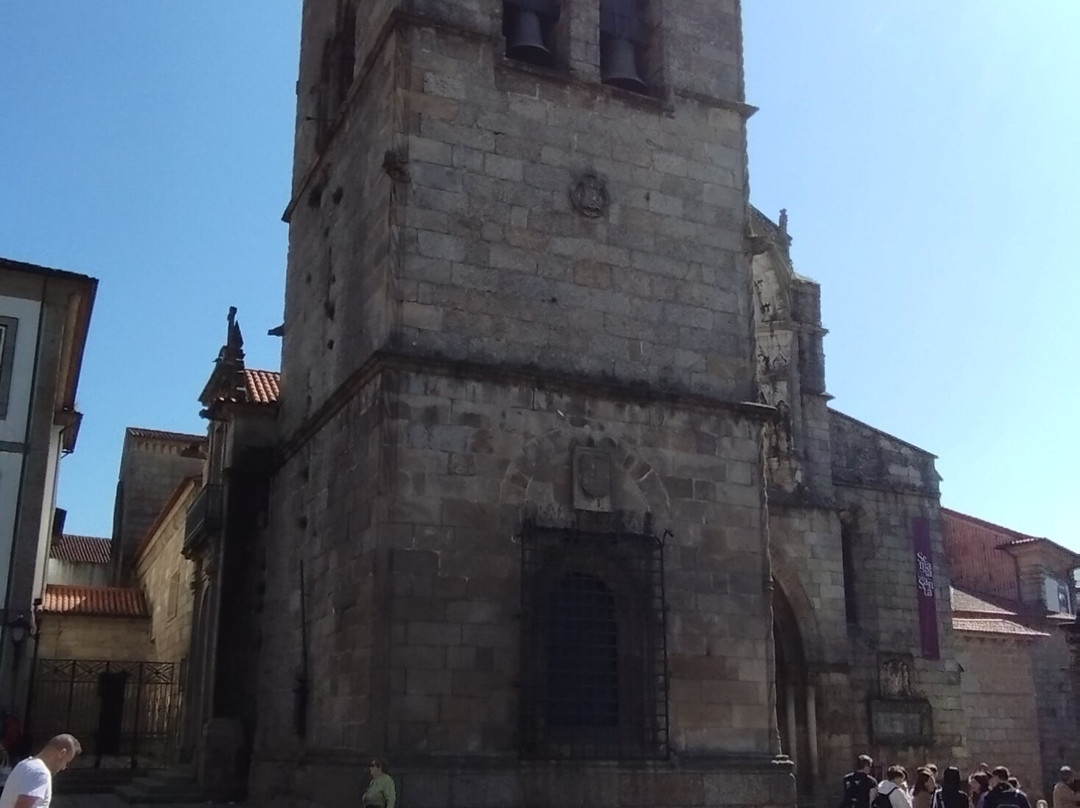 Largo da Oliveira-吉马良斯必去景点